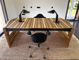 Bureau vue d'une face
