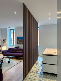 Claustra - vue de trois-quart de la cuisine