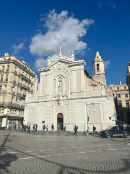 Eglise Saint-Ferréol sur le Vieux-Port à Marseille