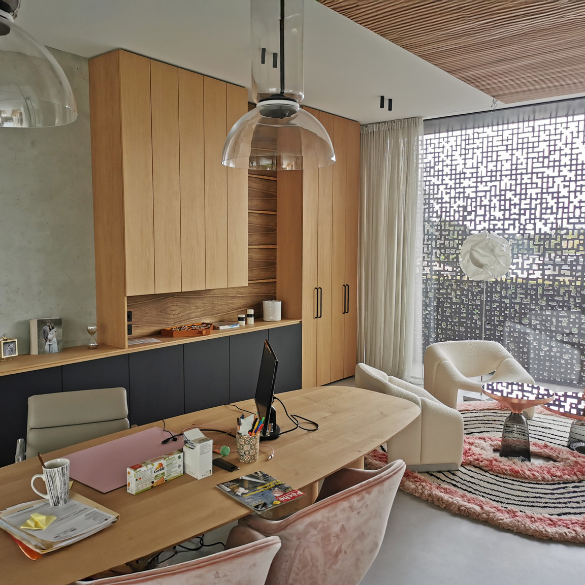 Rangement-bureau-table